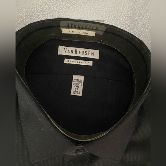 VanHeusen Men’s Button Down Dress Shirt - Picture 2 of 5